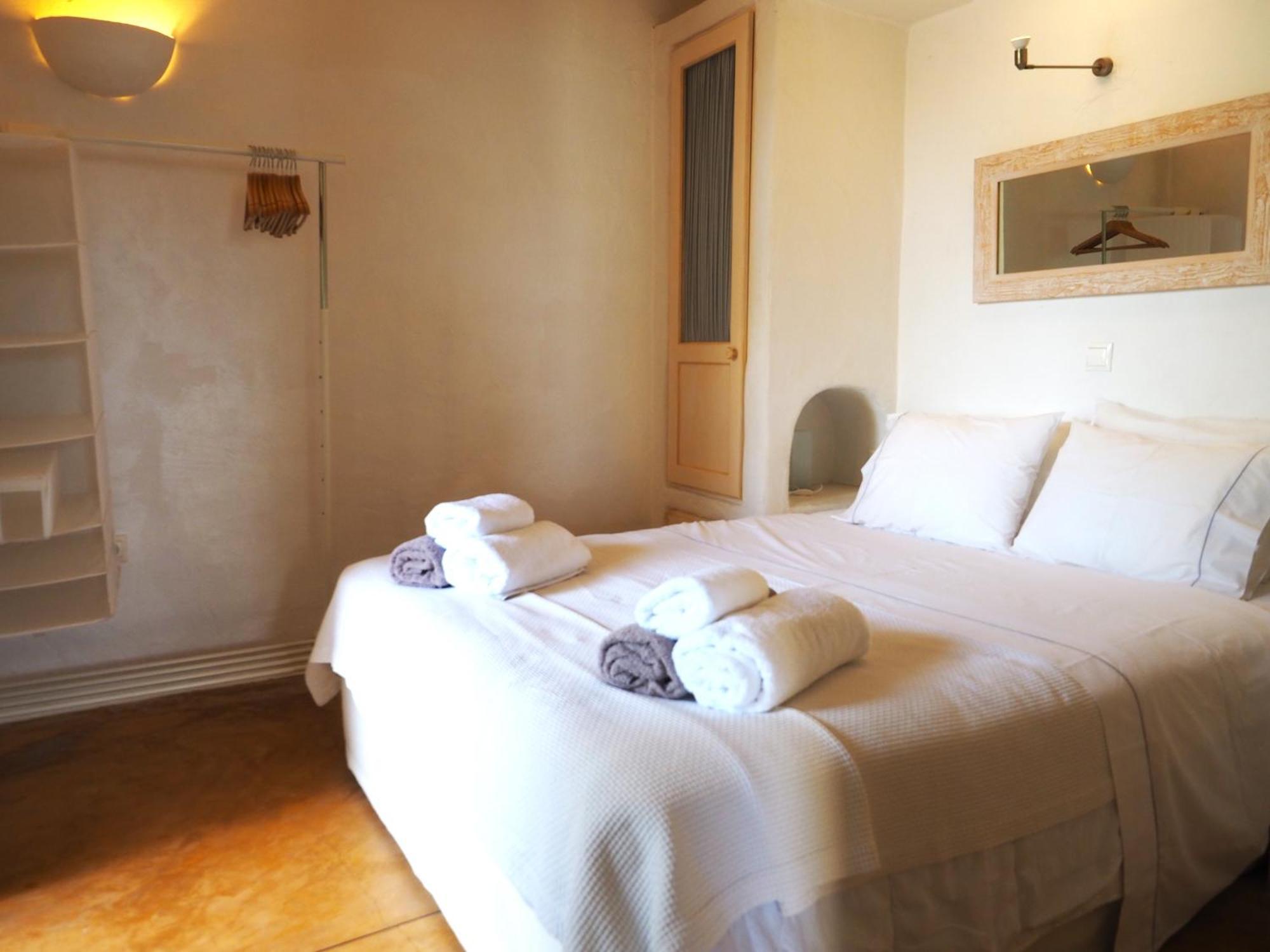 Ochre Dream, Beach Front & Sunset Villa Naousa Værelse billede